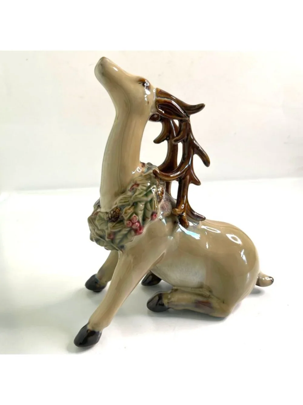 Vintage Ceramic Reindeer Figurines Tii Collection Pristine 2pc Set Resting Deer